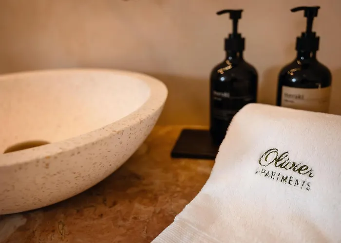 Apartment Downtown-terrasse Fabelhafte Aussichten Romantisches Penthouse By Interhome