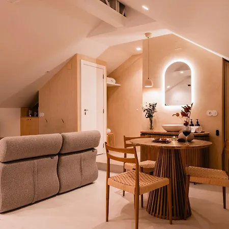 Downtown-terrasse Fabelhafte Aussichten Romantisches Penthouse By Interhome * Лиссабон